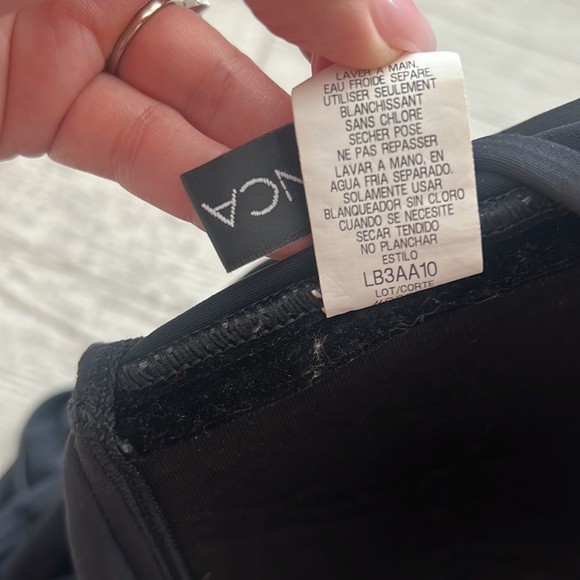 La Blanca Island Goddess Bandeau One-Piece Ruched Swim Suit Size 14 coStrapless - Picture 11 of 14